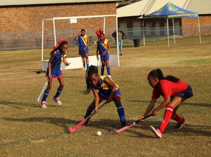 Young hockey talent shines at Midi Hockey Day